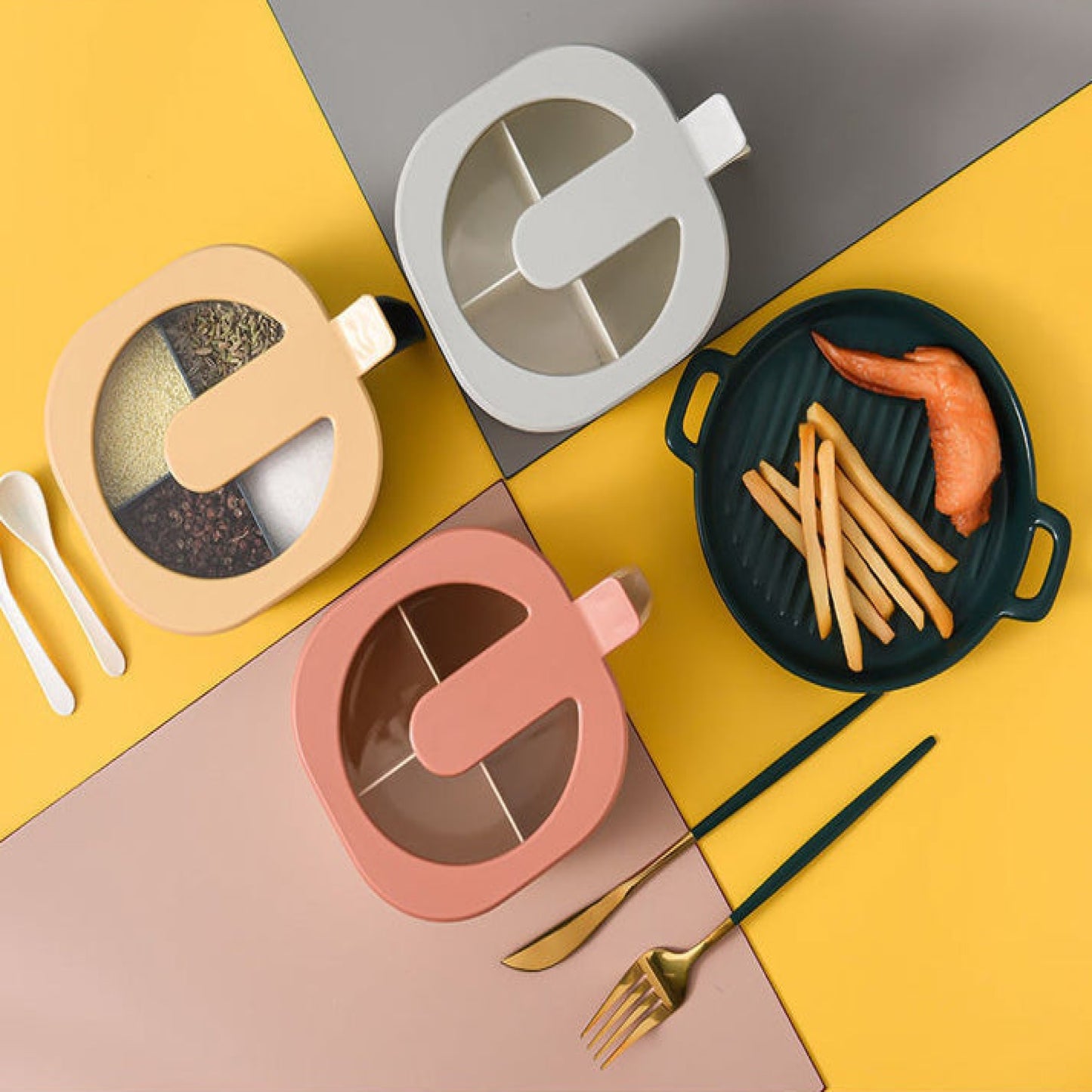 4 In 1 Partition Kitchen Seasoning Spice Box With Spoons